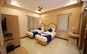 Majestic Hotel 2*